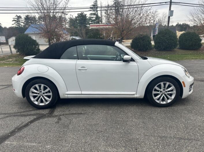 2017 volkswagen beetle WhatsApp +971545790615