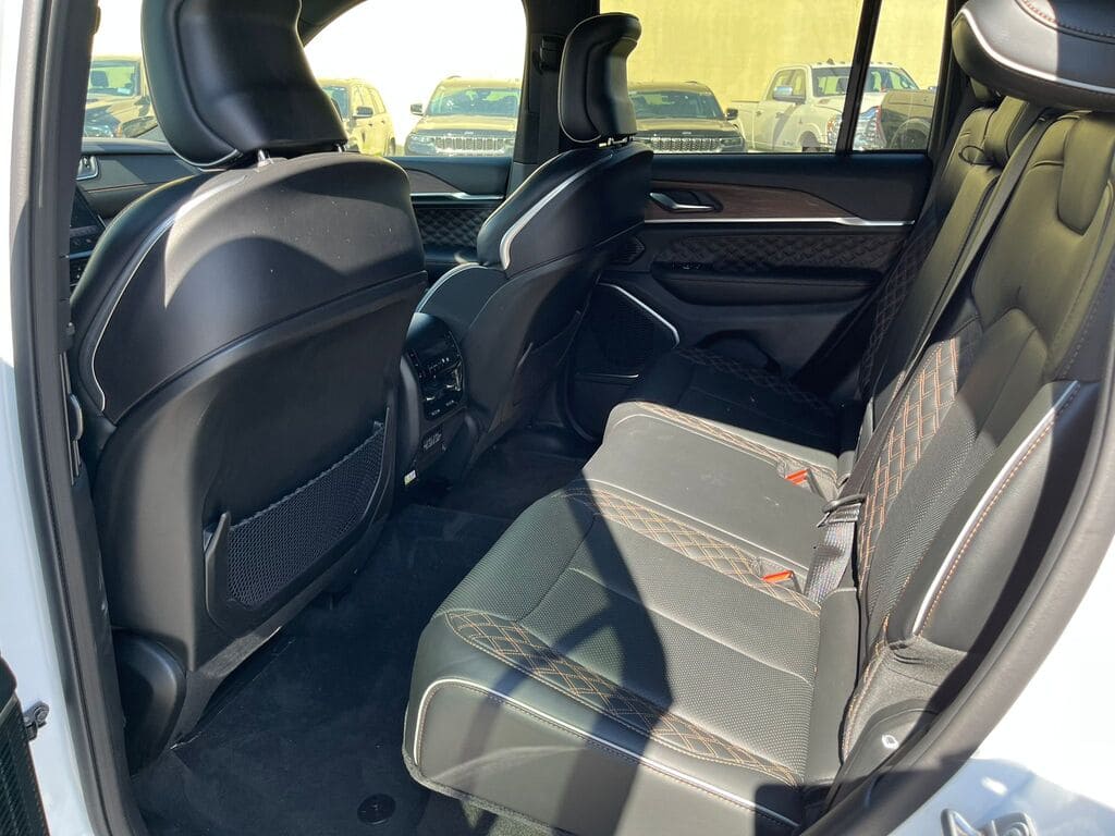 2022 JEEP GRAND CHEROKEE