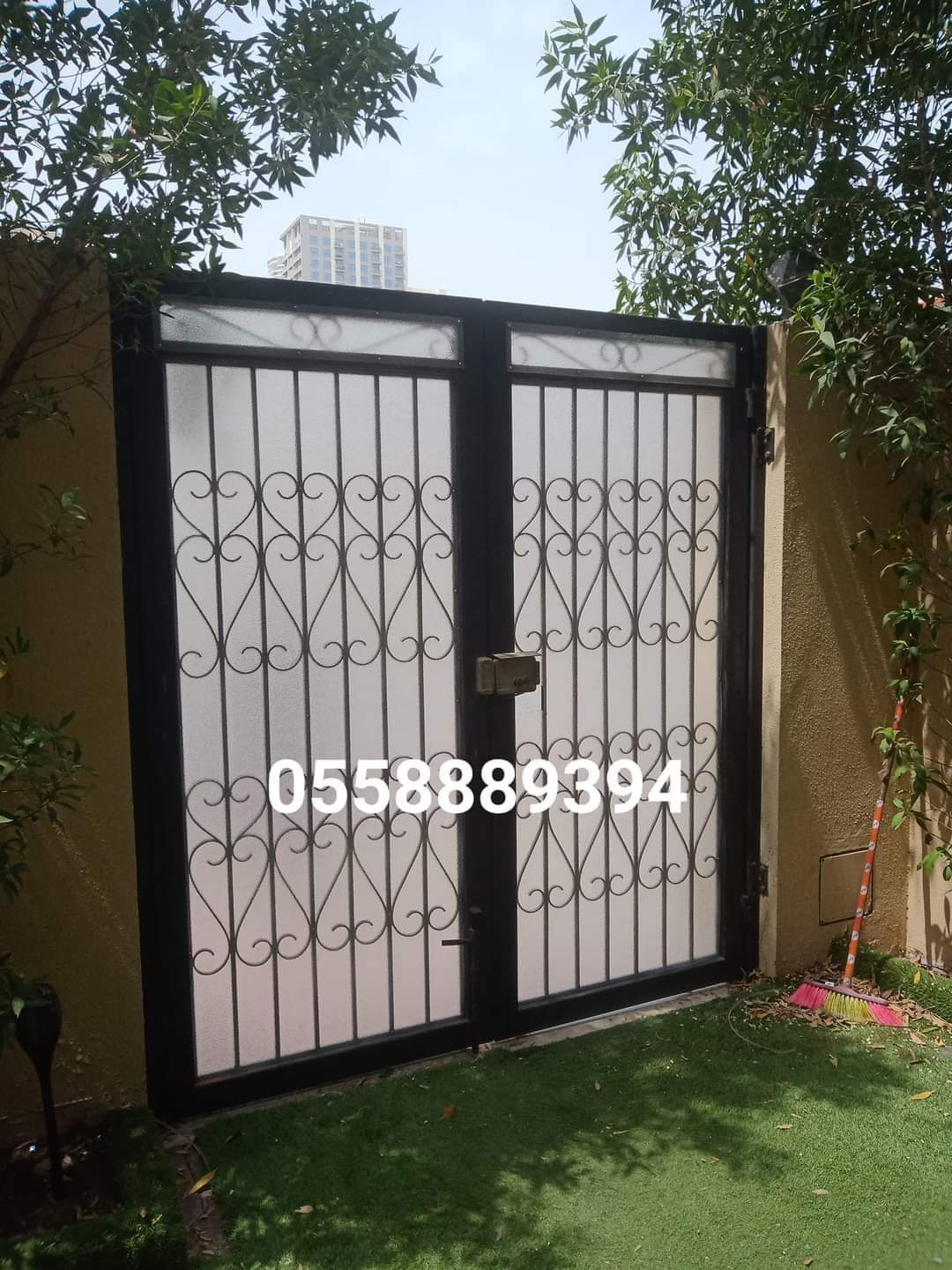 POLYCARBONATE SHEET FOR GATES AND FENCE