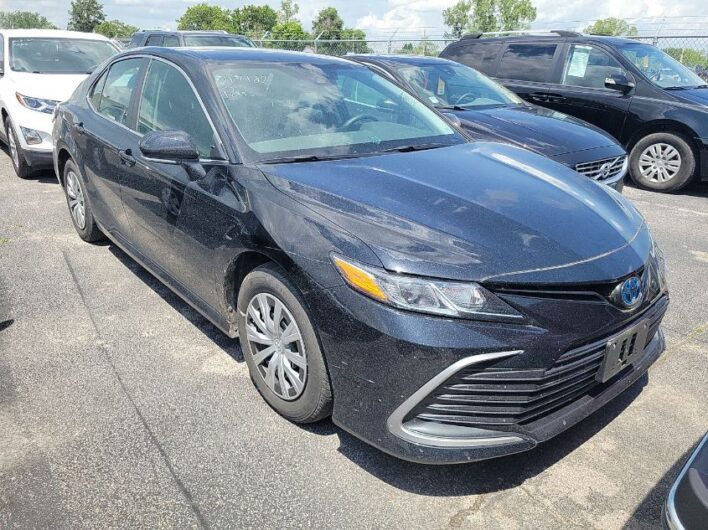 2022 TOYOTA CAMRY LE HYBRID