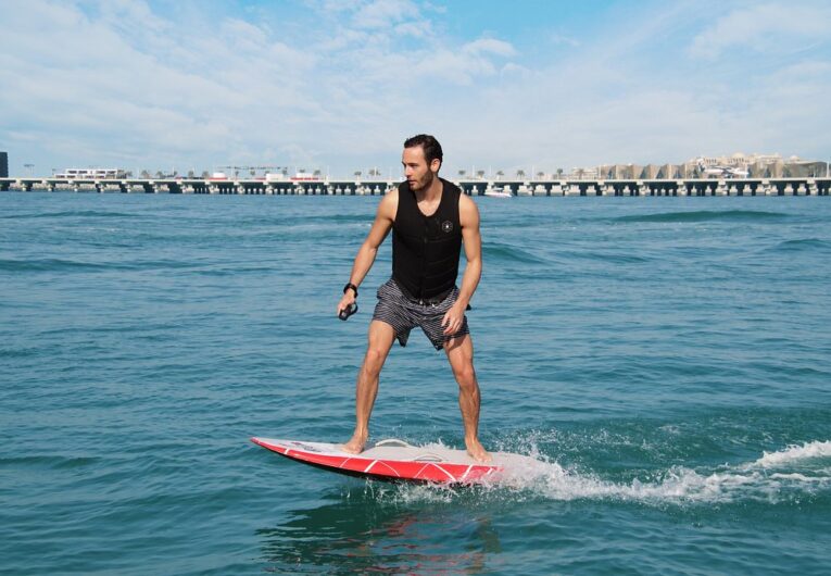 E-Foil Surf Boards: The Ultimate Electric Surfing Adventure