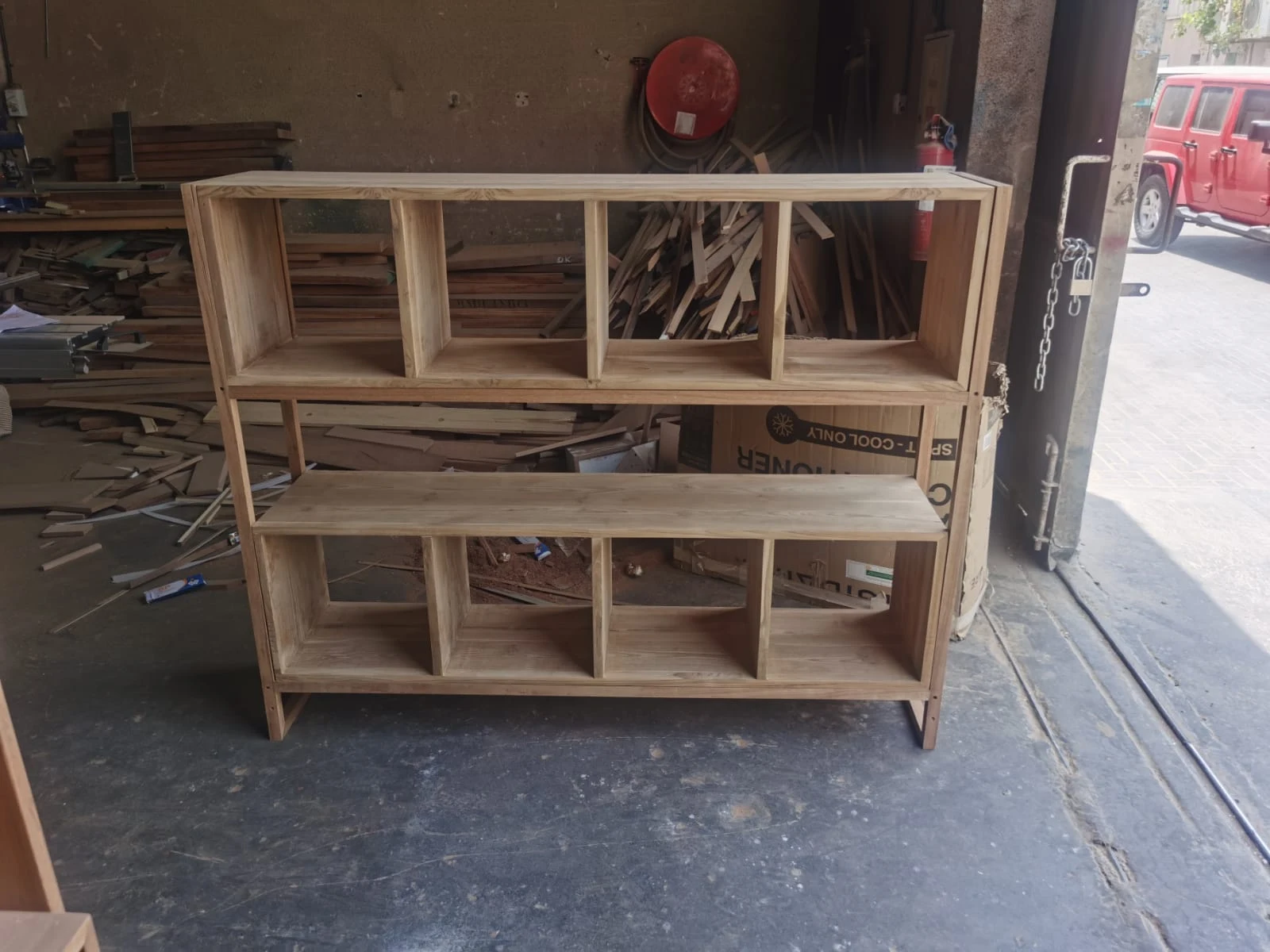 We Provide HIghly Professional All Type of Carpentery Services