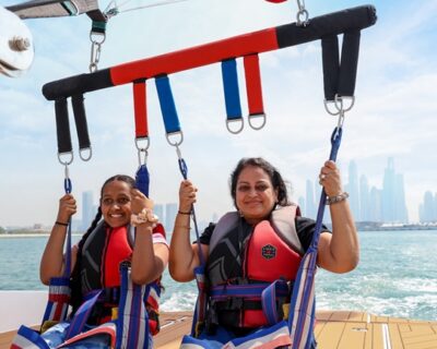 Dubai-Parasailing-