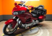 2017 honda GOLD WING 1800 TRIKE WhatsApp(+971586375226)