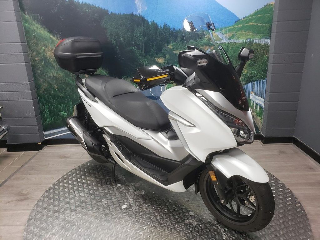 2019 Honda NSS300 Forza