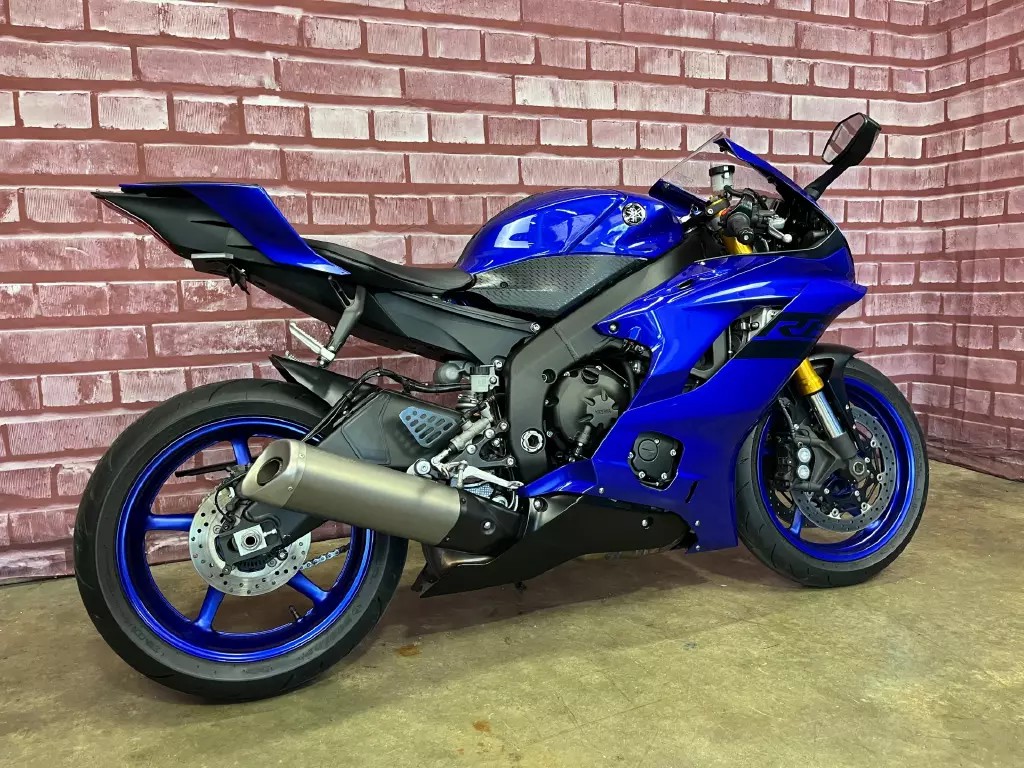 2017 YAMAHA R6