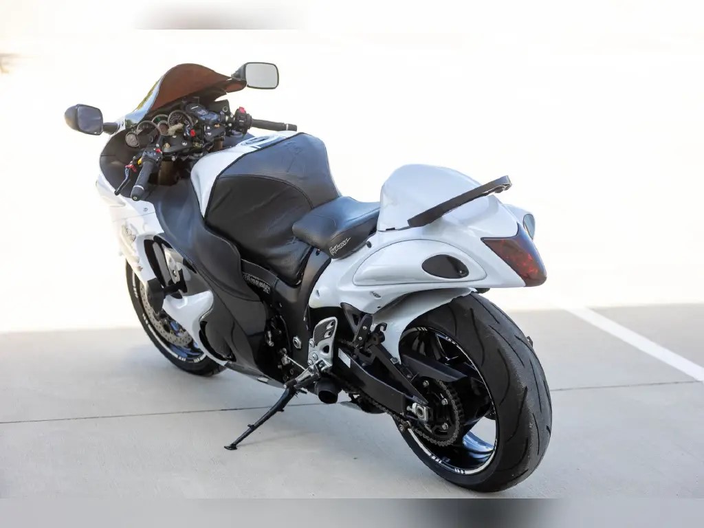 2017 Suzuki Sport bike Motorcycle