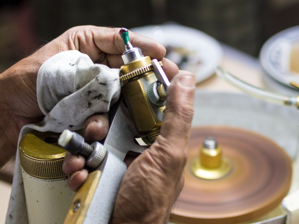 Diamond Polishing Services in Dubai – Clio Jewellery