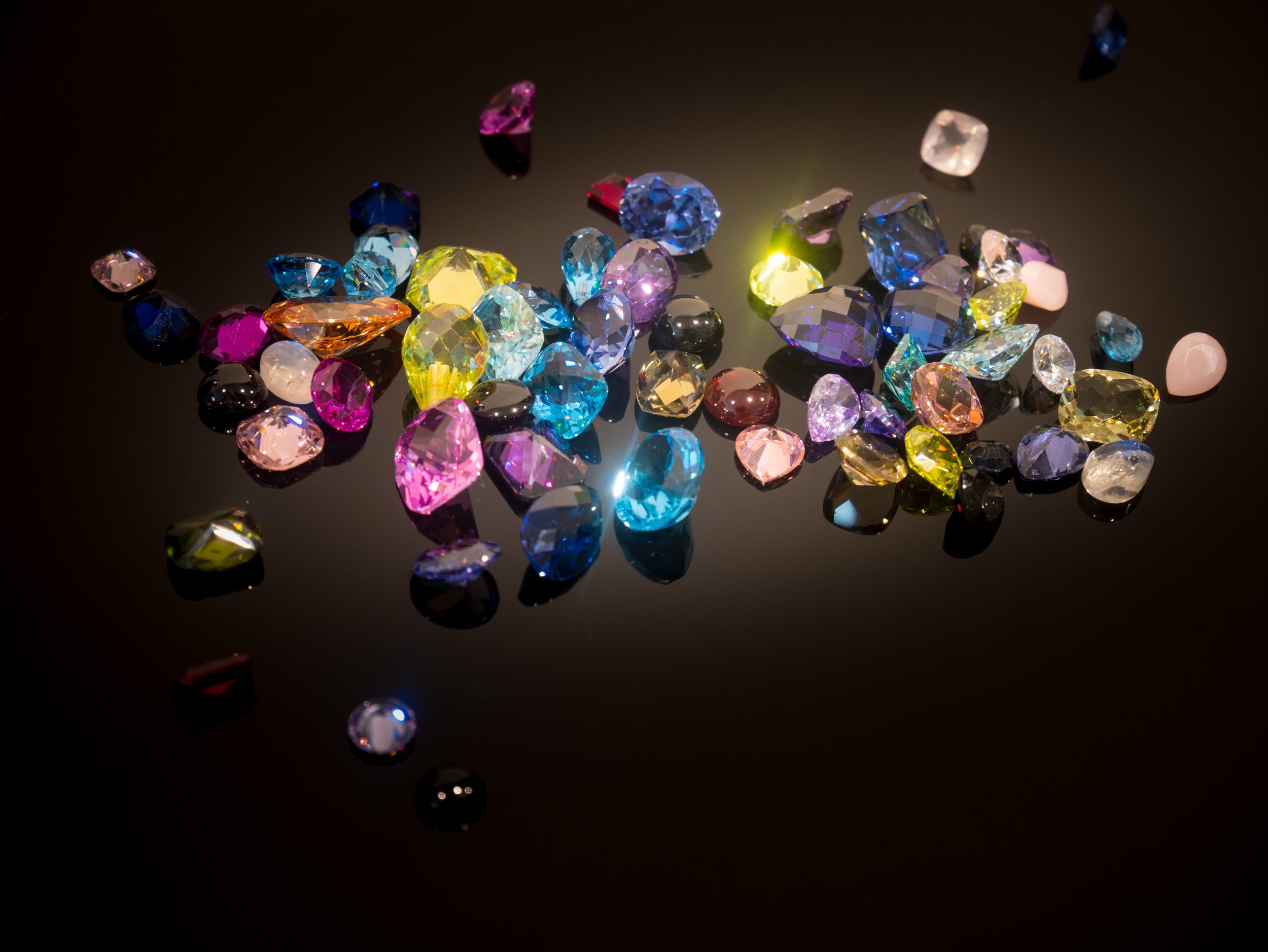 Clio Jewellery – Premium Gemstone Dealers in Dubai