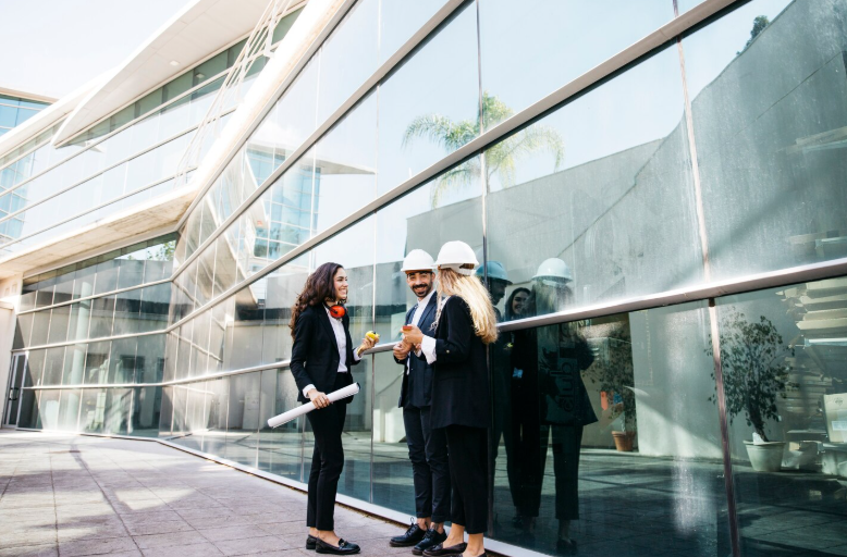 Aluminum & Glass Company in Dubai — Fabrication, Installation & Maintenance
